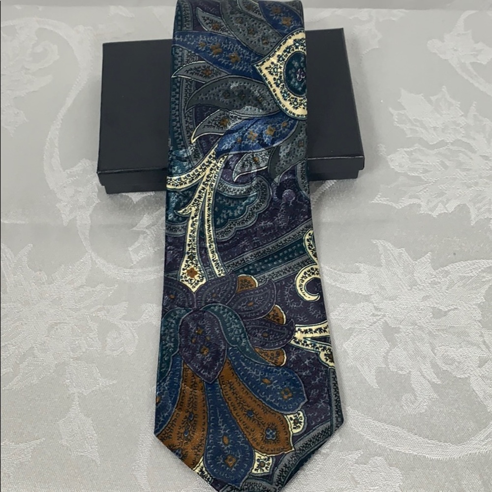 Pierre Cardin multi colored paisley neck tie